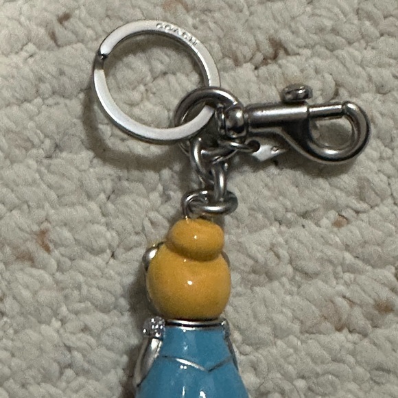 Cinderella Coach x Disney brand new bear princess keychain - Picture 4 of 4